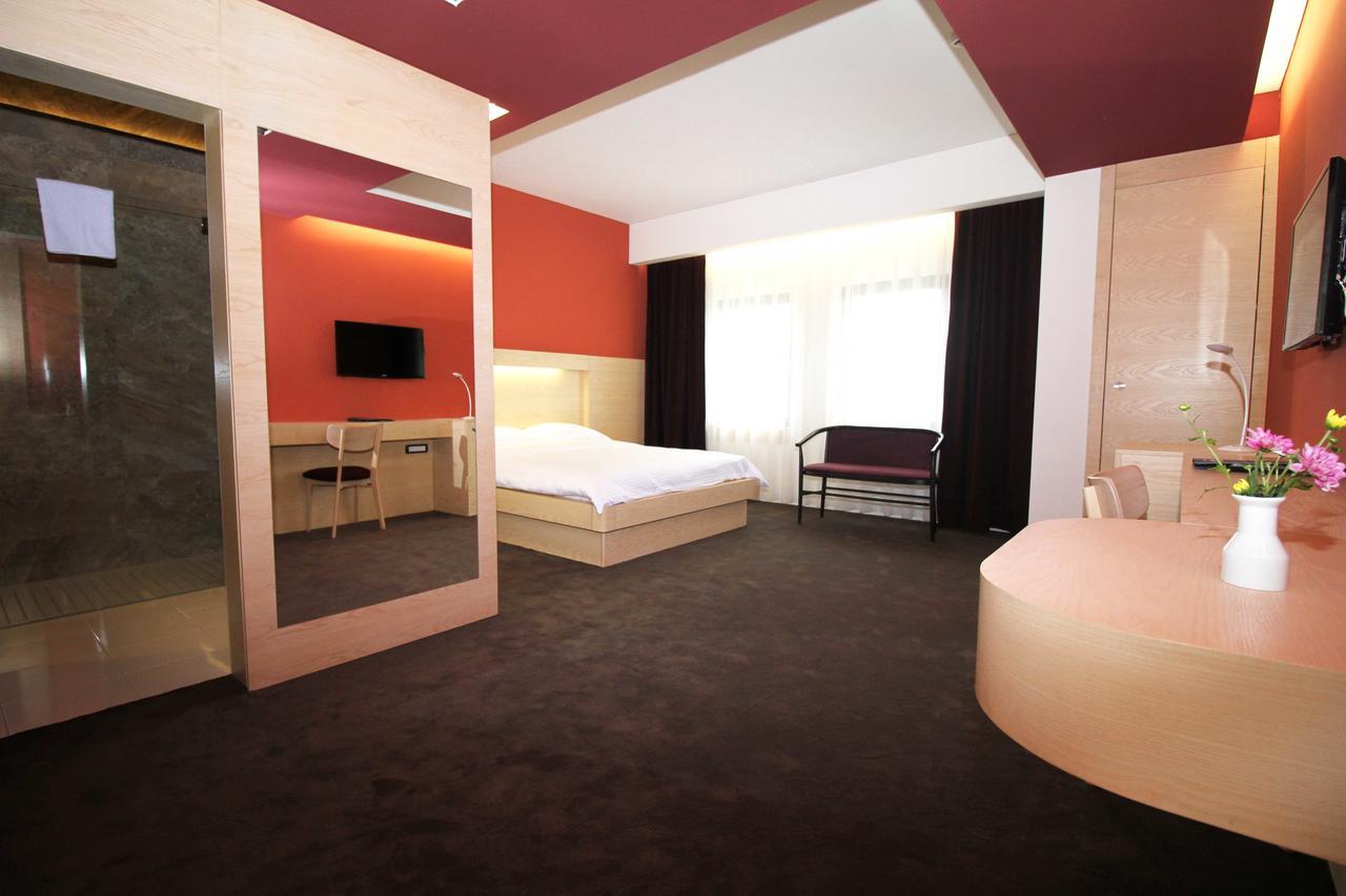 Hotel International Prishtina & Spa Priština Exteriér fotografie
