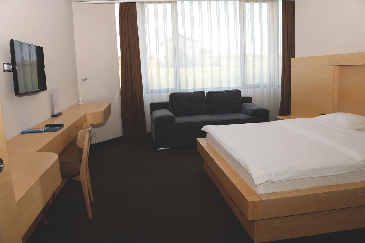 Hotel International Prishtina & Spa Priština Exteriér fotografie