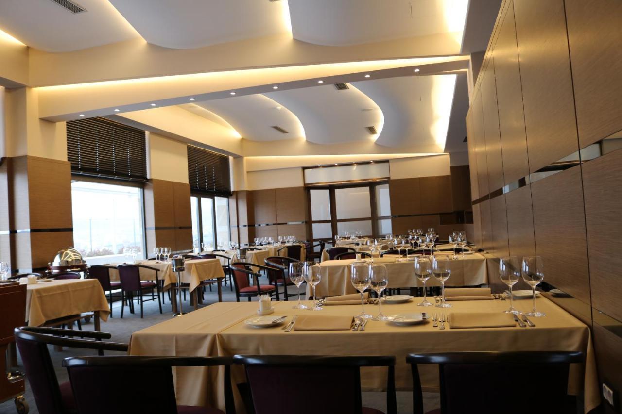 Hotel International Prishtina & Spa Priština Exteriér fotografie